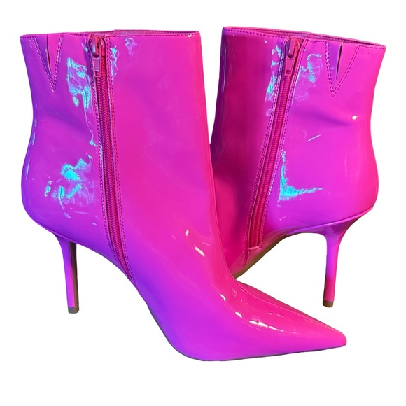 INC International Concepts NWT “ Stunning Barbie “ Hot Pink Heeled Boots (SH114) - Picture 4 of 10